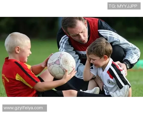 足球明星孩子们的成长瞬间与精彩时刻分享