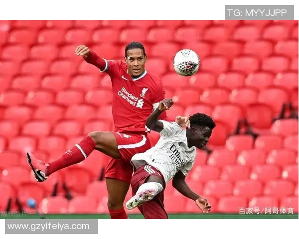 蓉港足球明星阵容揭晓球迷期待新赛季精彩表现与激烈对决 蓉港足球明星阵容揭晓球迷期待新赛季精彩表现与激烈对决